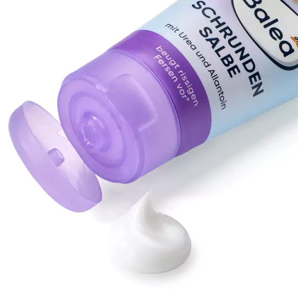 کرم رفع ترک پا حاوی اوره باله آ